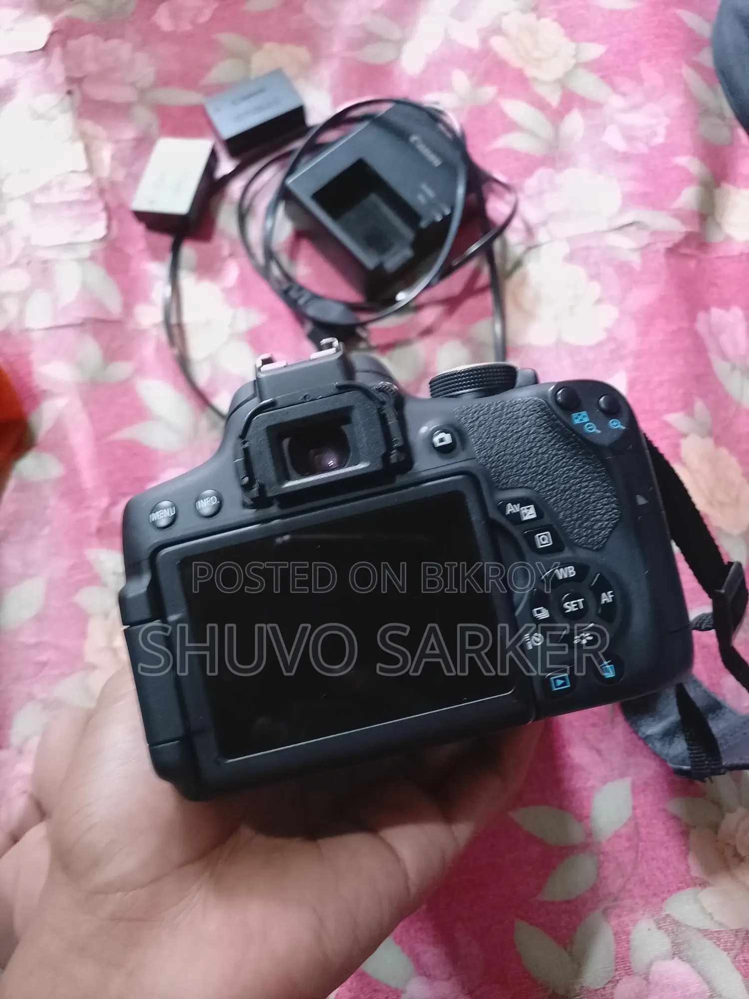 Canon Eos 750d + Zoom Lens 75-250