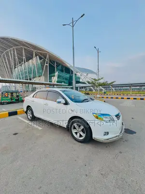 Toyota Axio White 2011