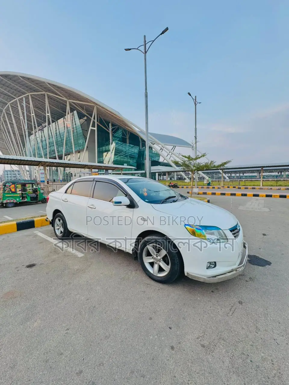 Toyota Axio White 2011