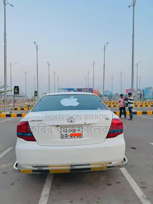 Toyota Axio White 2011