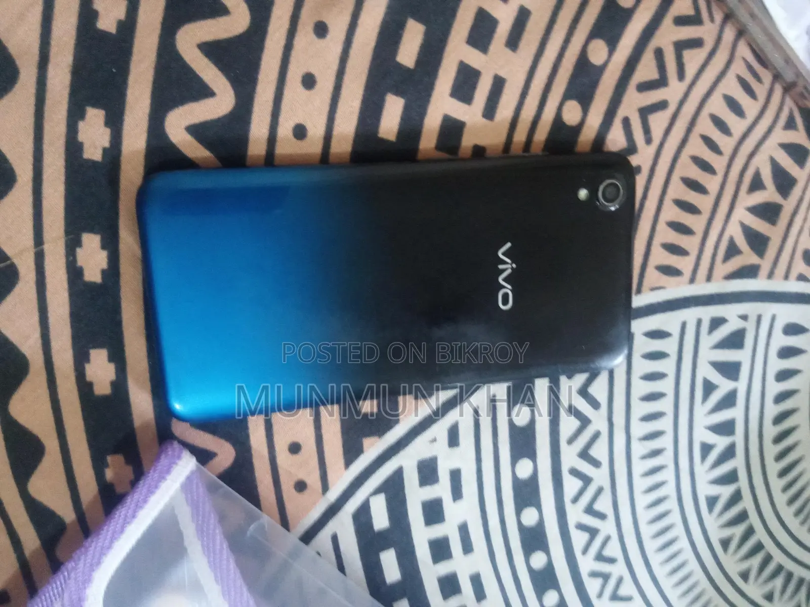 Vivo . (Used)