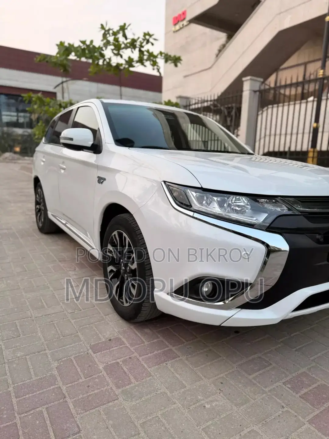 Mitsubishi Outlander 2015