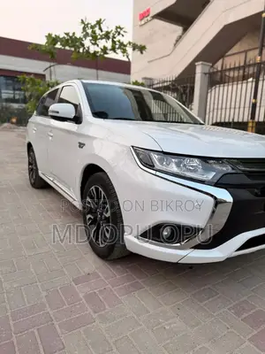 Mitsubishi Outlander 2015