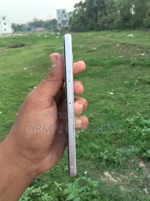 Samsung Galaxy A7 (Used)