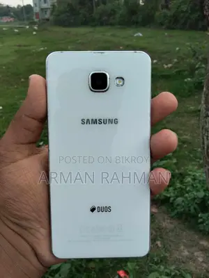Samsung Galaxy A7 . (Used)