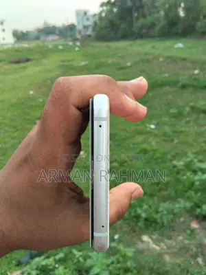 Samsung Galaxy A7 . (Used)