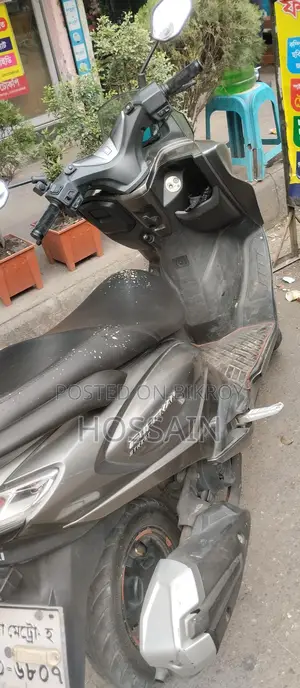 Suzuki Burgman 125 in Very Good Condition 2017