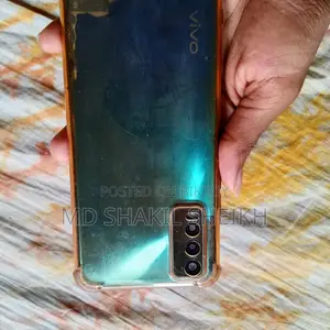 Vivo Y20 . (Used)