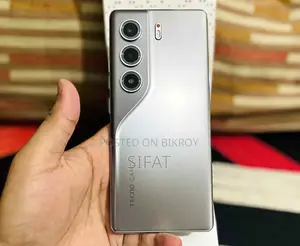 Tecno Camon 40 Pro নতুন এর মতো (ব্যবহৃত)