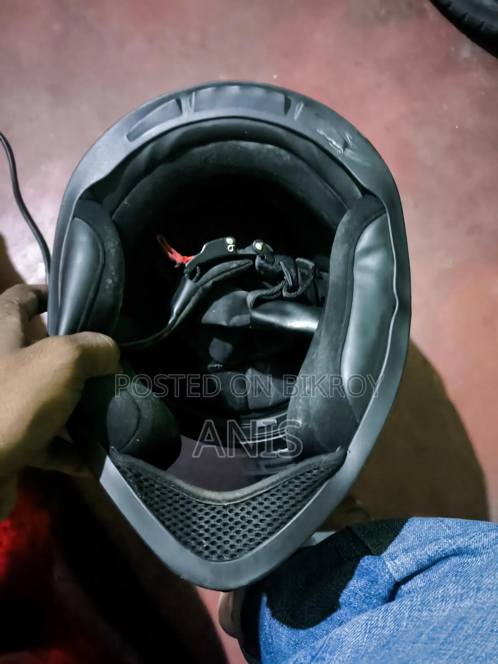 Helmet in like-new condition