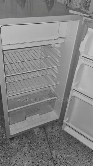 Super Ariston fridge 125 litter