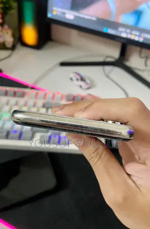 Apple iPhone X (Used)