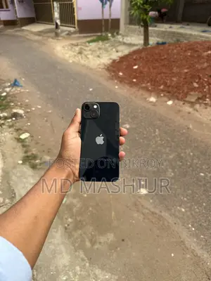 Apple iPhone 13 (Used)