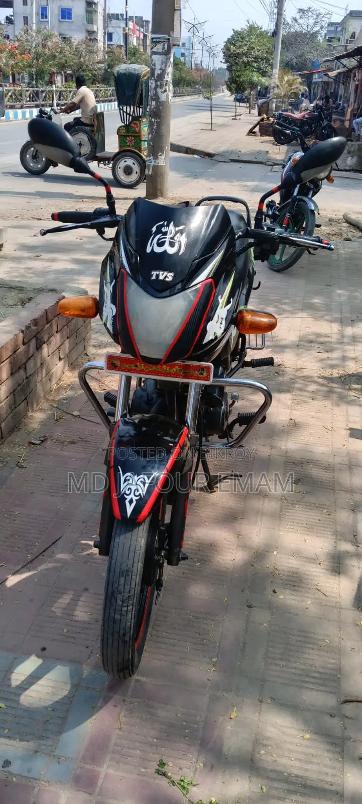 TVS Metro 2015