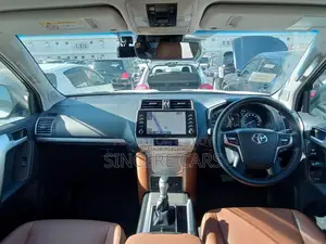 Toyota Prado TXL 70TH ANNIVERSARY 2021