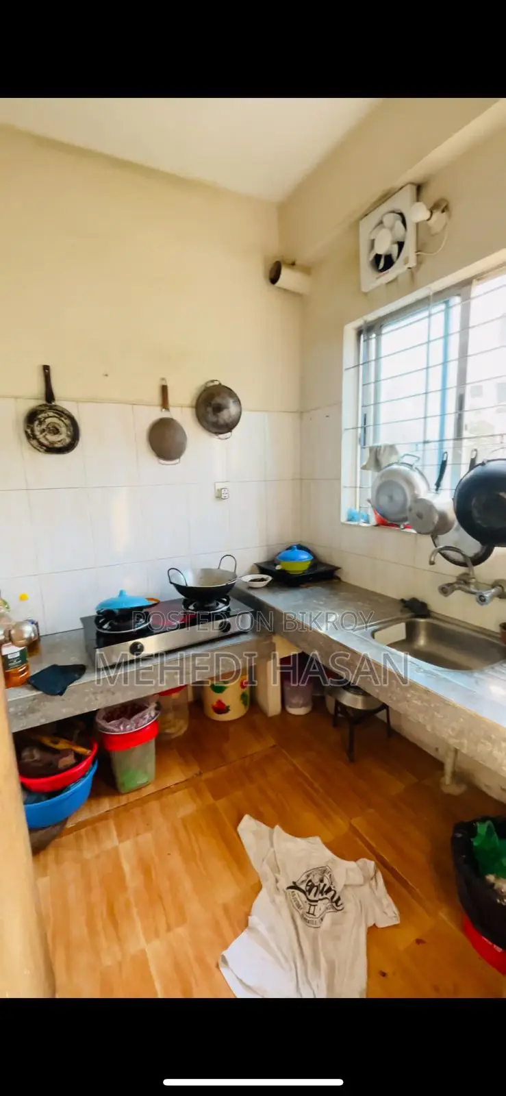 A used flat for sale in a prime location of Uttara Sector 13.