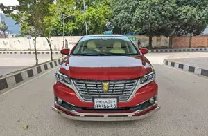 Toyota Premio F 2013