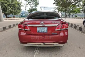 Toyota Premio F 2013
