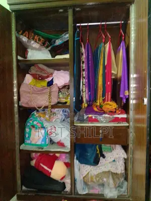 আলমারি বিক্রয়