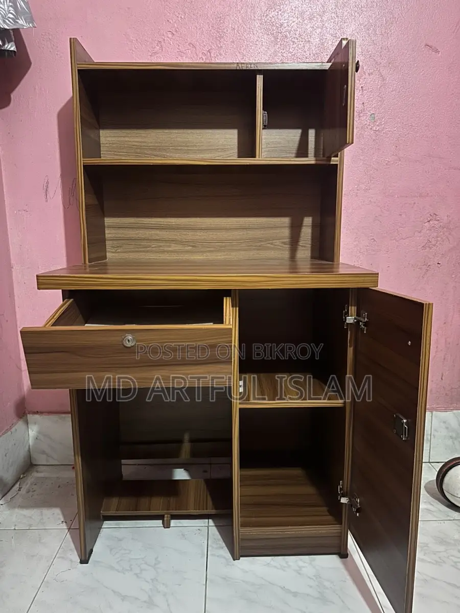 টেবিল বিক্রি হবে