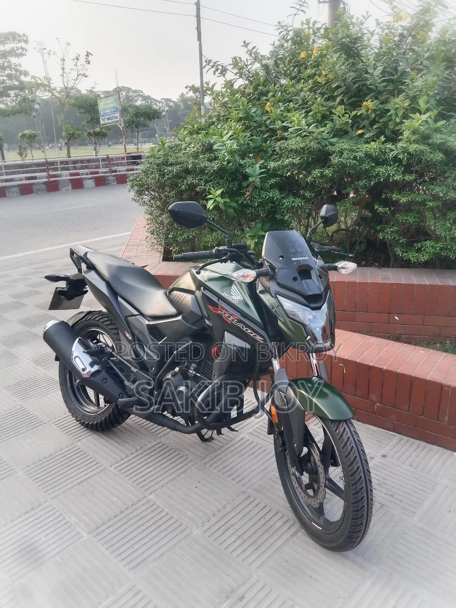 Honda X Blade fresh 2020