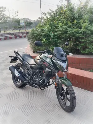 Honda X Blade fresh 2020