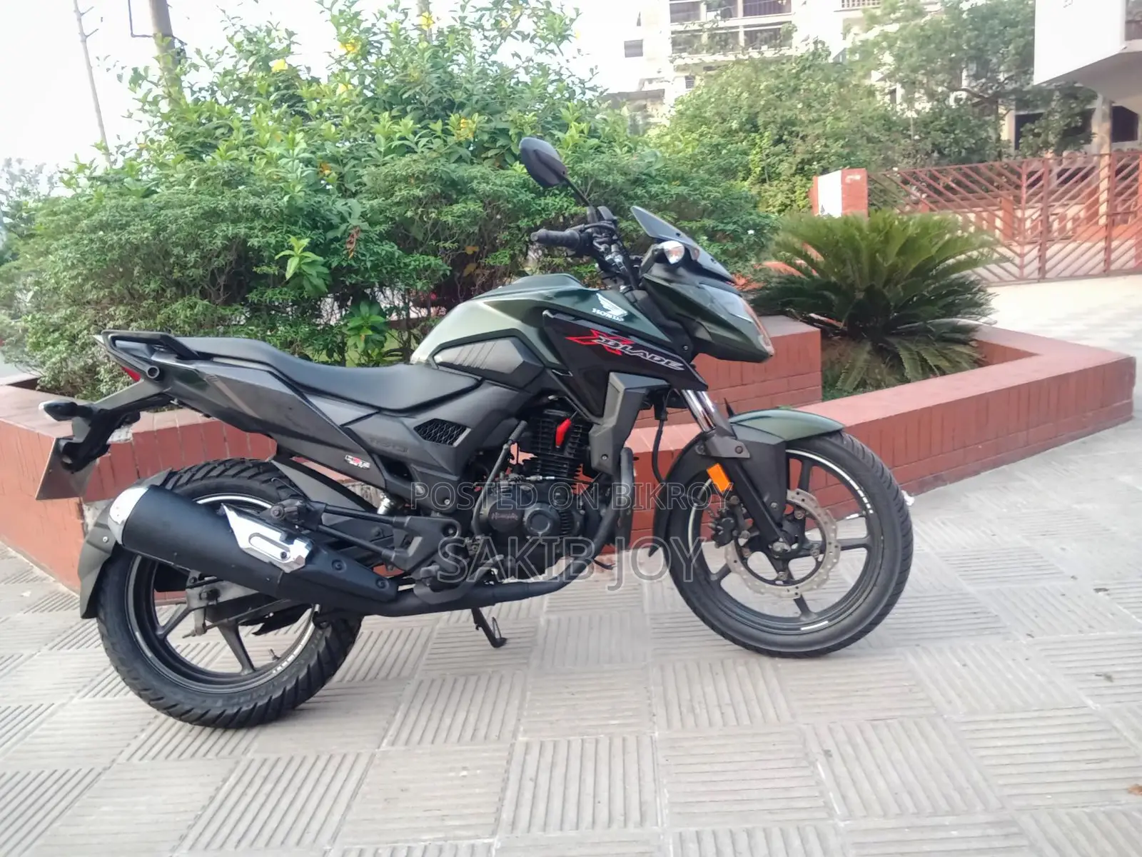 Honda X Blade fresh 2020