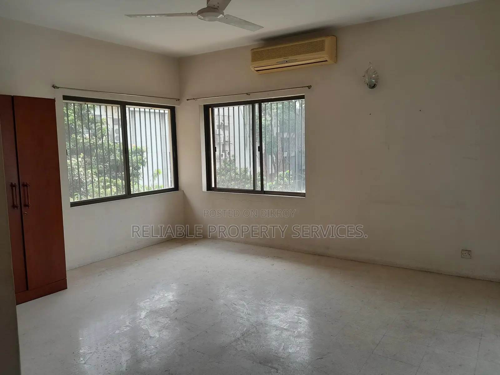 2100 sft 3 Bed Apartment for Sale