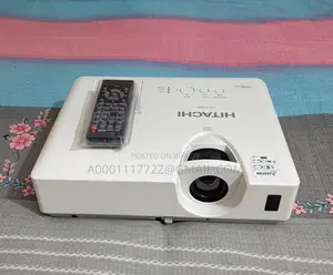 Hitachi CP-EX402 New 4000 ANSI Lumens Projector Made in Japan