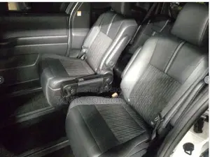 Toyota Noah Hybrid S-Z 4.5 2022