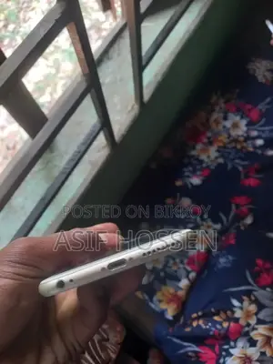 Apple iPhone 6S Plus . (Used)