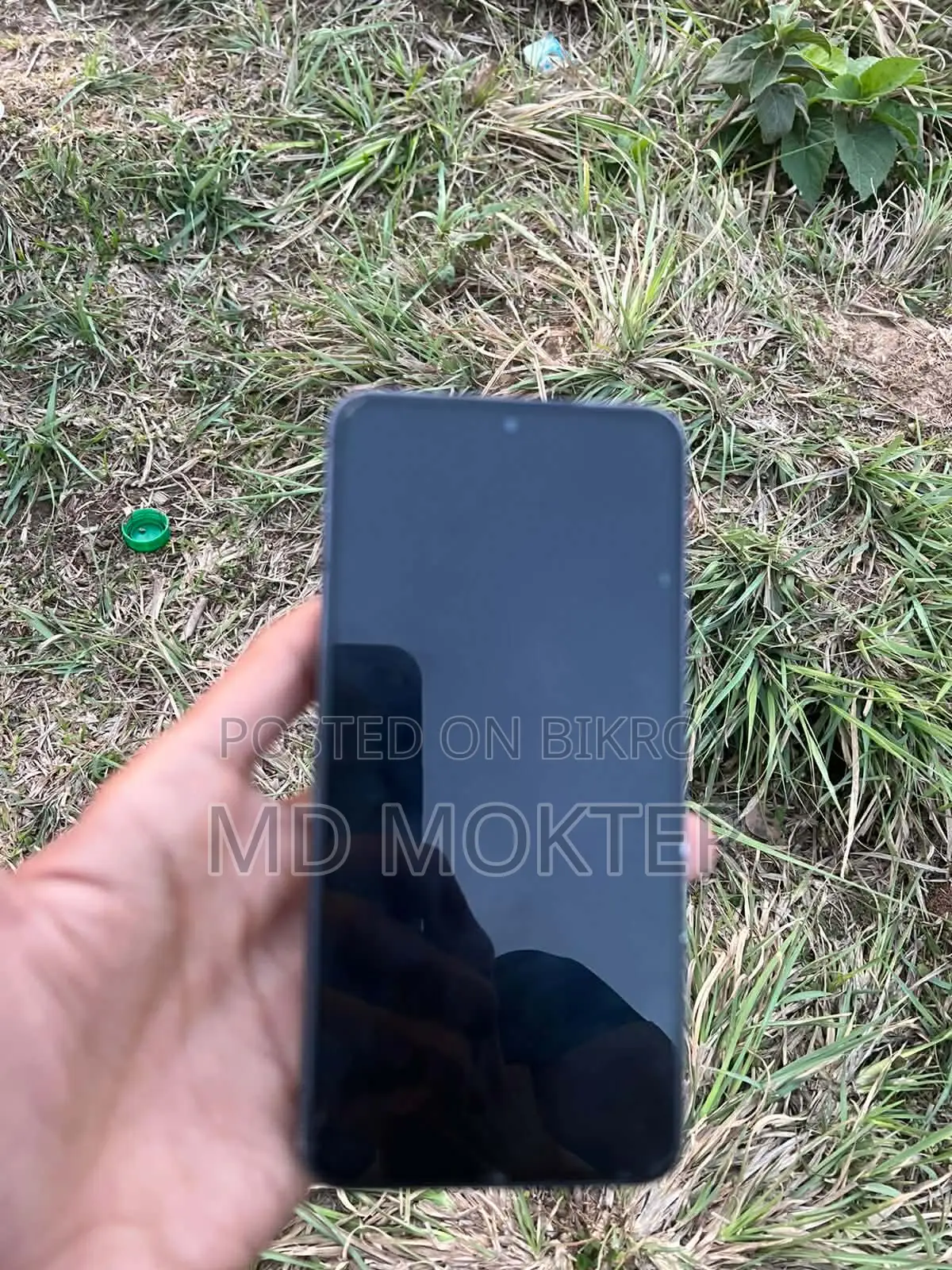 Samsung Galaxy S22 . (Used)