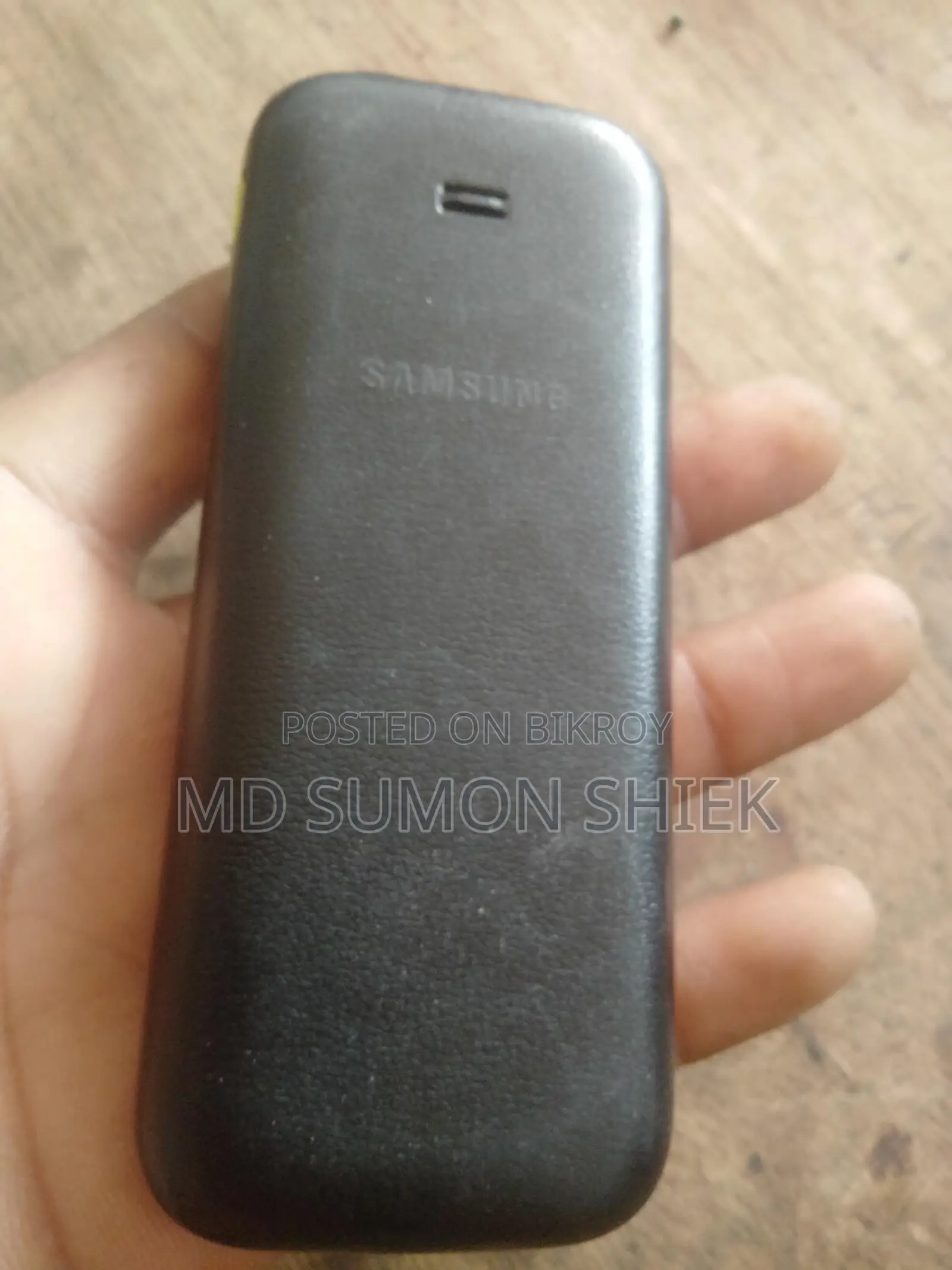 Samsung Guru Music 2 Phone Only (Used)