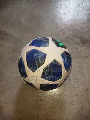 ফুটবল বিক্রি করা হবে