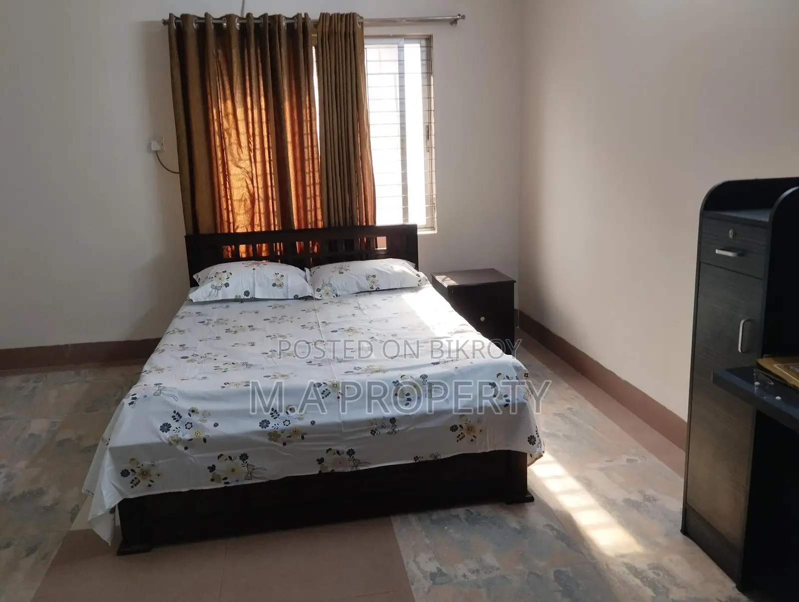 EXCLUSIVE 4 BED FURNISHED FLAT RENT IN GULSHAN 2
