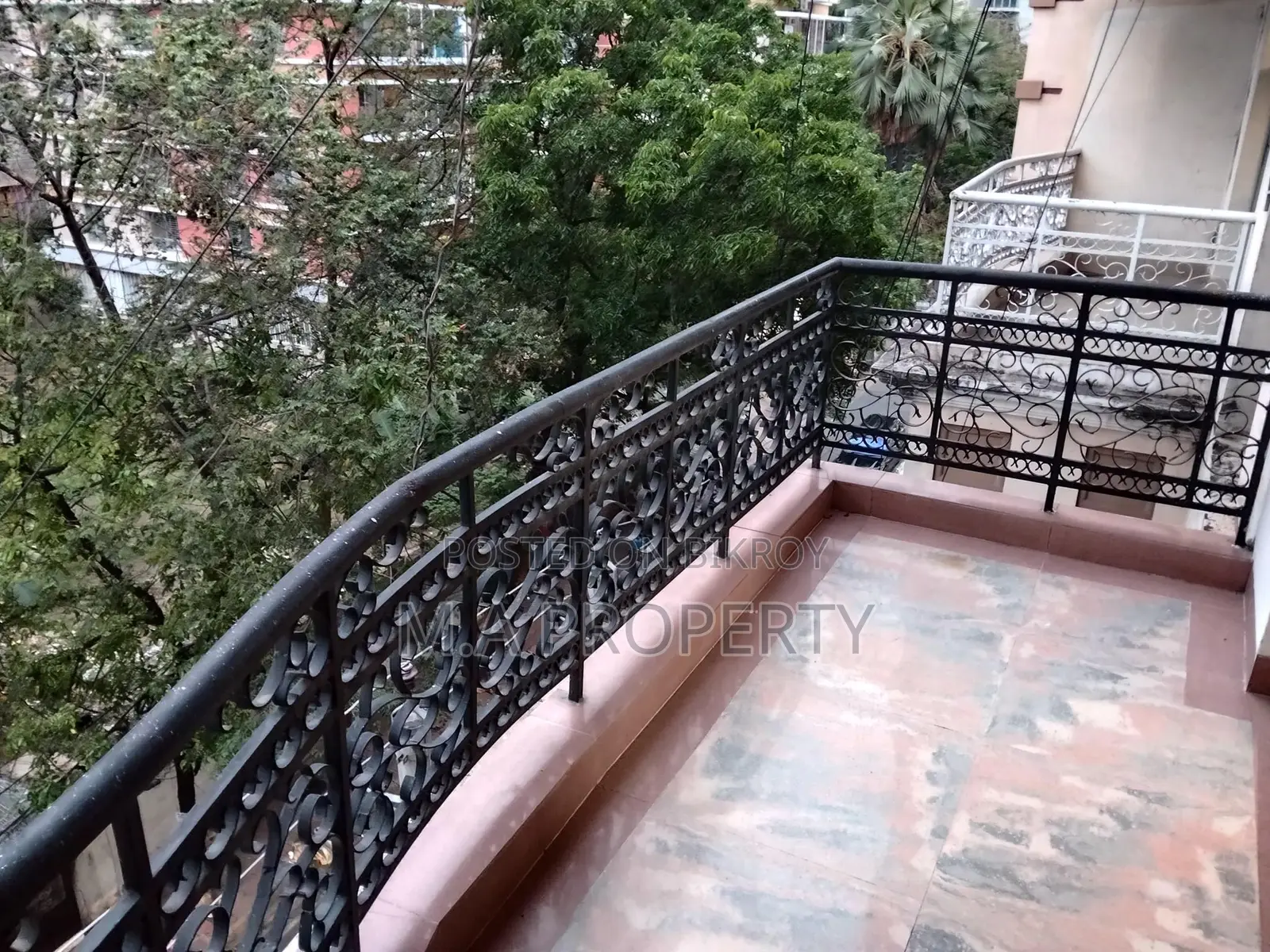 EXCLUSIVE 4 BED FURNISHED FLAT RENT IN GULSHAN 2