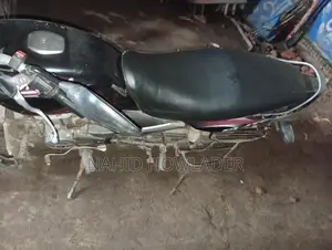 Bajaj Platina . 2019