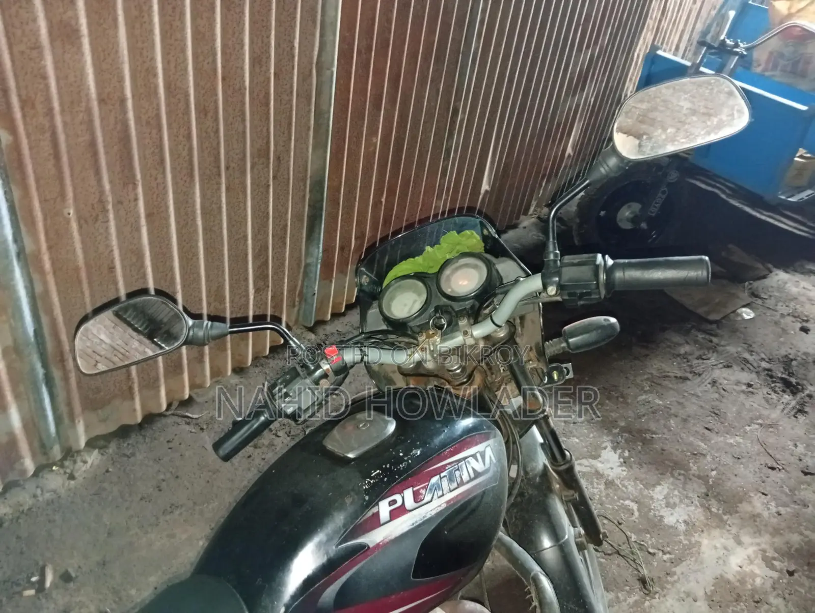 Bajaj Platina . 2019