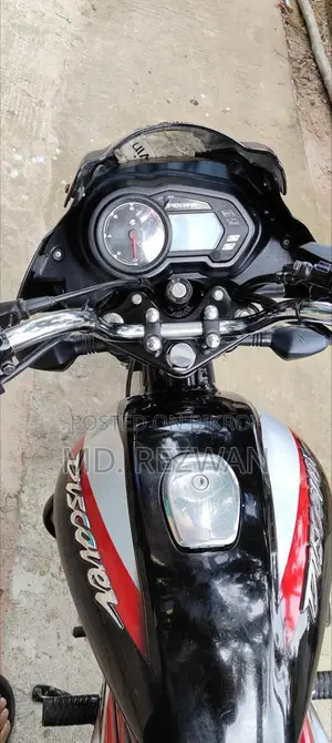 Bajaj Discover 125 2023 Red