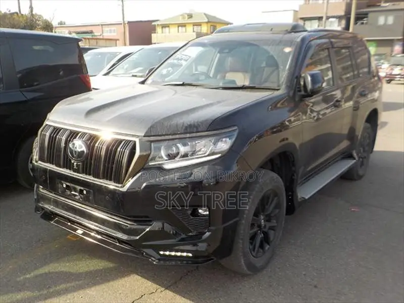 Toyota Land Cruiser T-xl Matt. Black. 2022