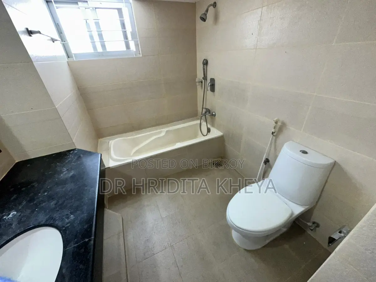 Prime Location, Premium Flat Sell