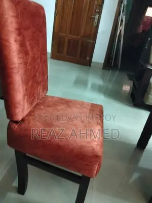 দুটি নতুন চেয়ার বিক্রির জন্য