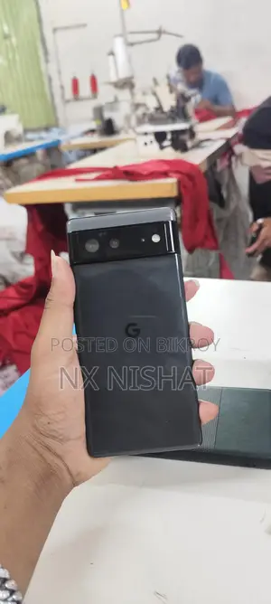 Google Pixel 6 . (Used)