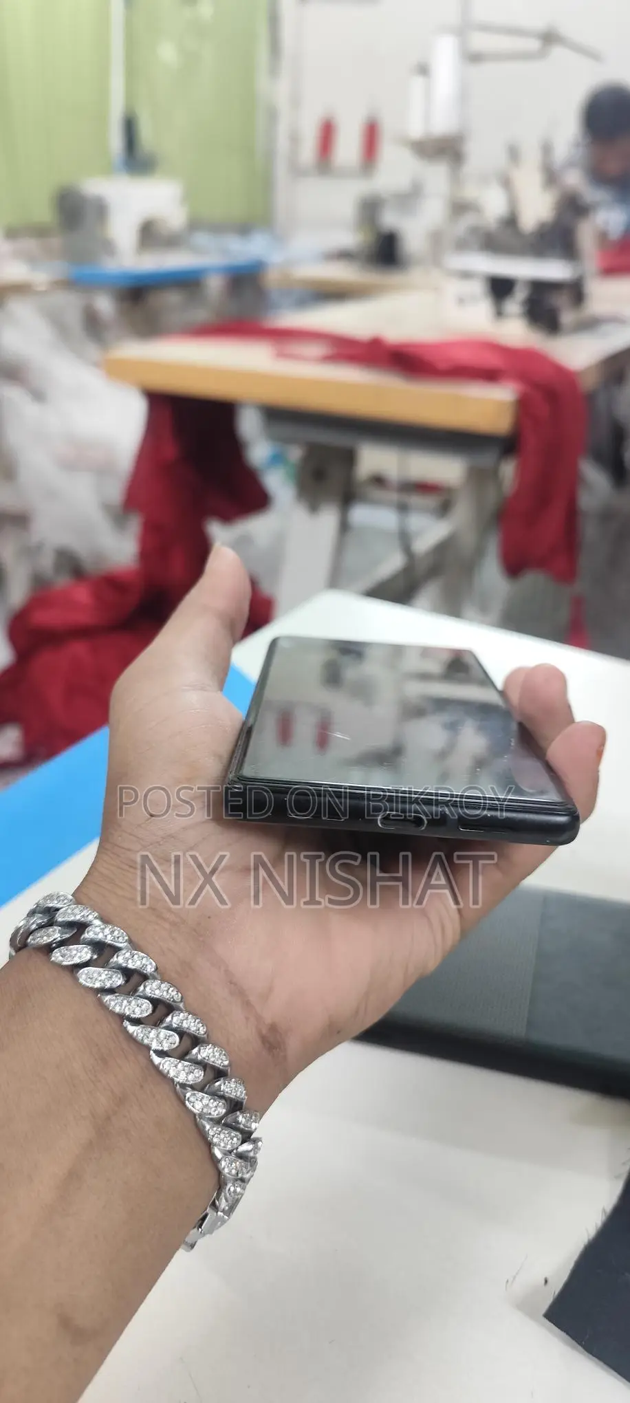 Google Pixel 6 . (Used)