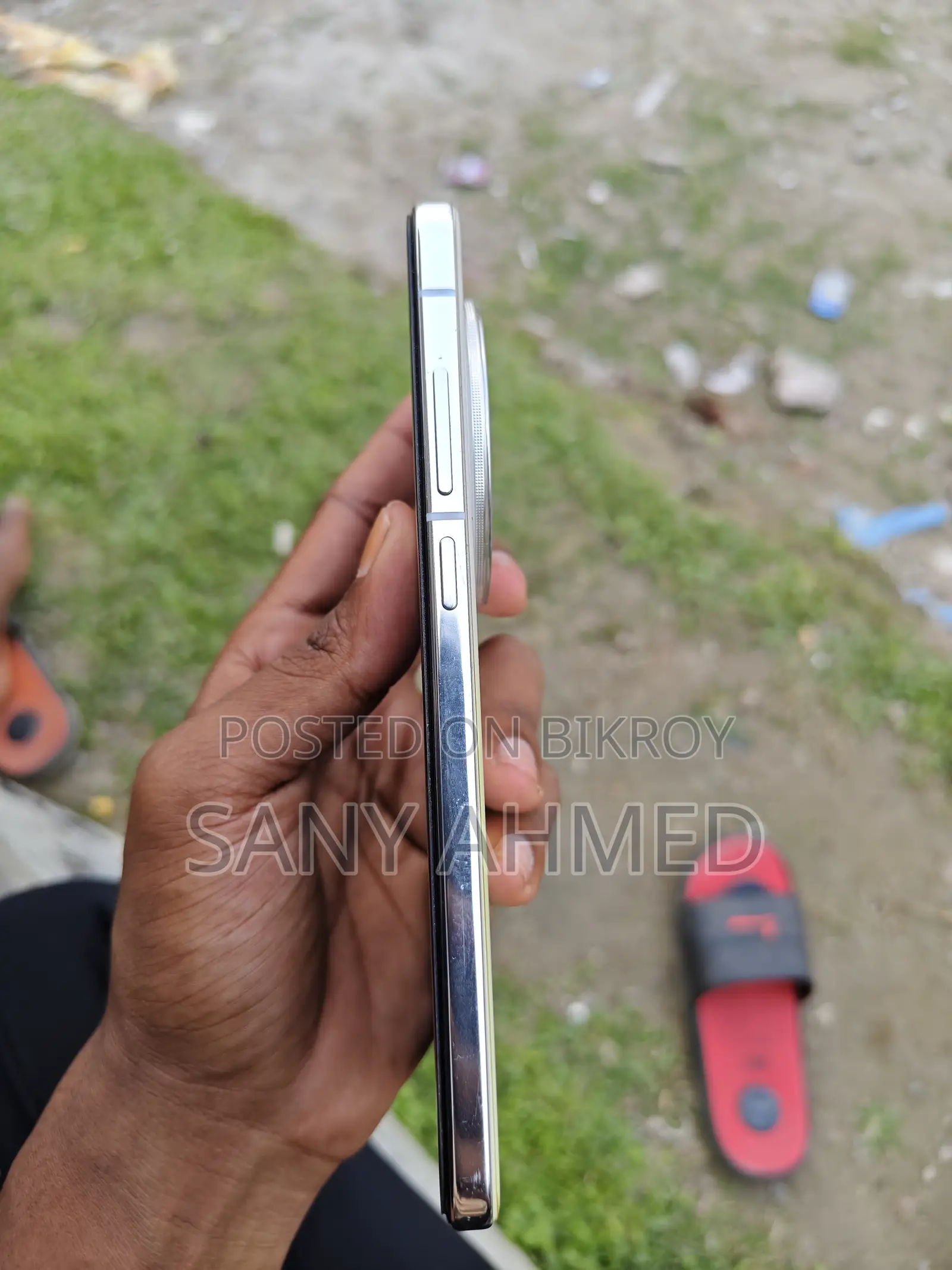 Vivo X200 12/512 (Used)