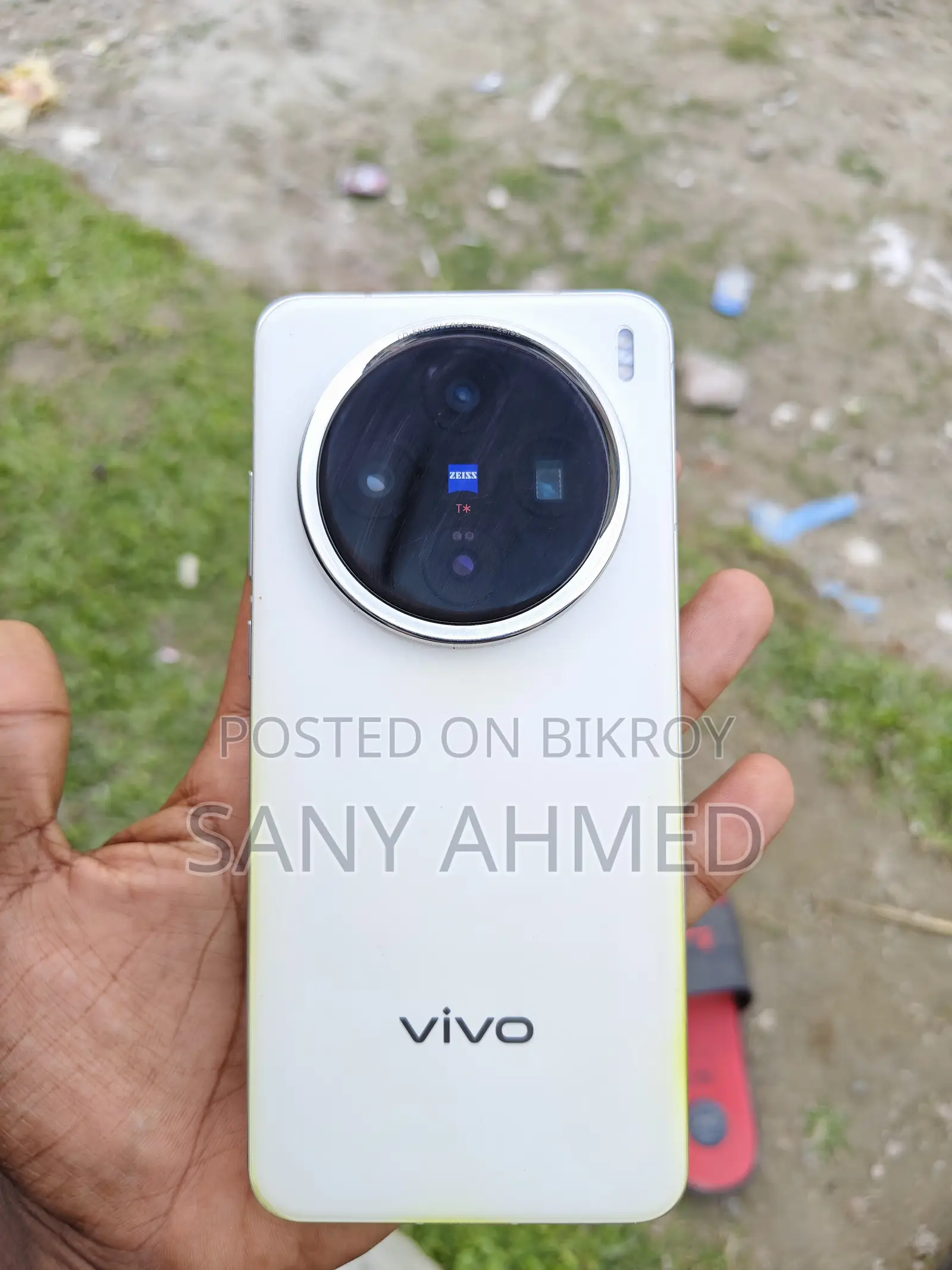 Vivo X200 12/512 (Used)