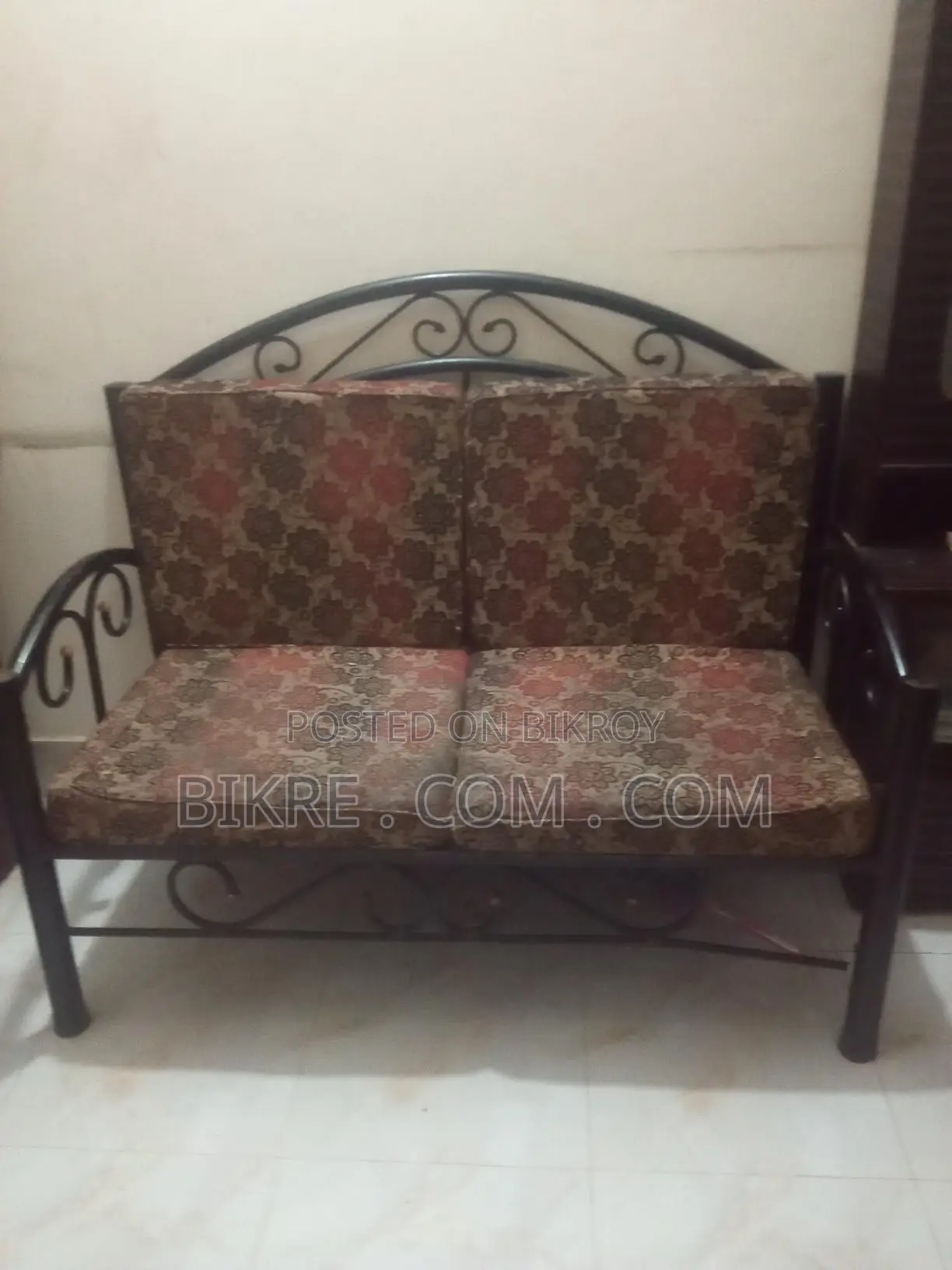 স্টিলার দুই সিটার সোফা