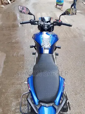 TVS Apache RTR 160 4v blue x connect 2021