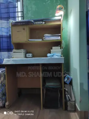 Reading and computer table for sale with table lamp stand