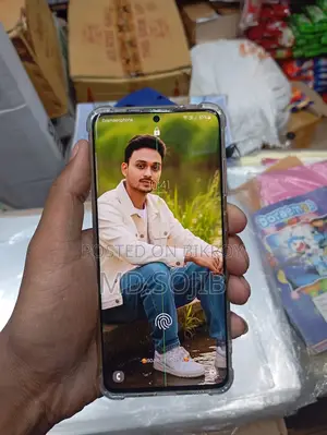 Samsung S20 5G (Used)